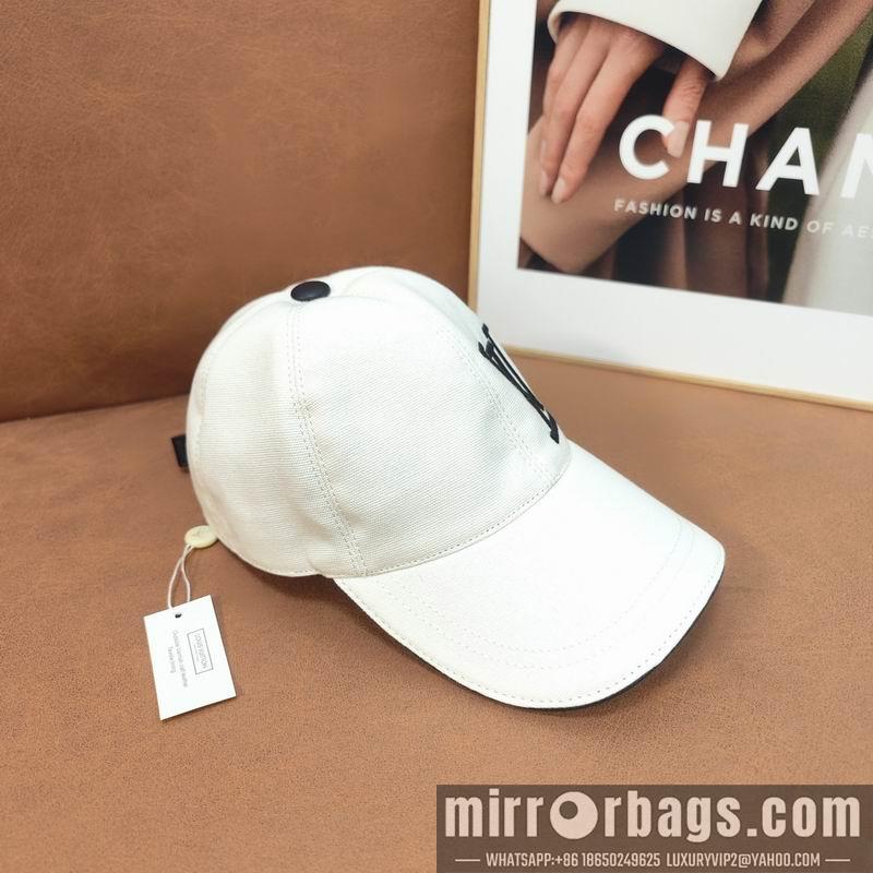 LV Hat dx82
