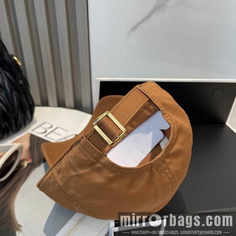 Celine Hat dx32