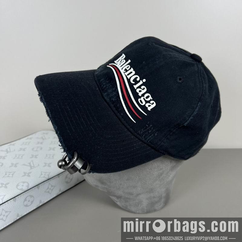 Balenciaga Hat dx37