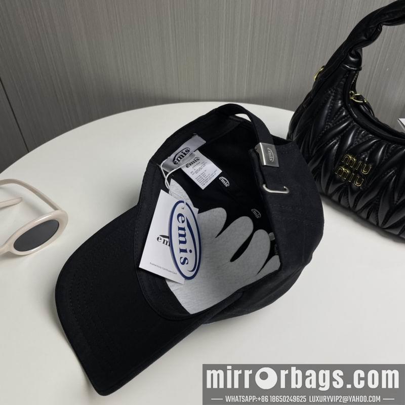Emis Hat 121401