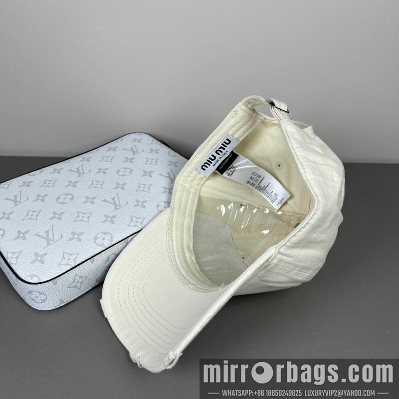 Miumiu Hat dx44