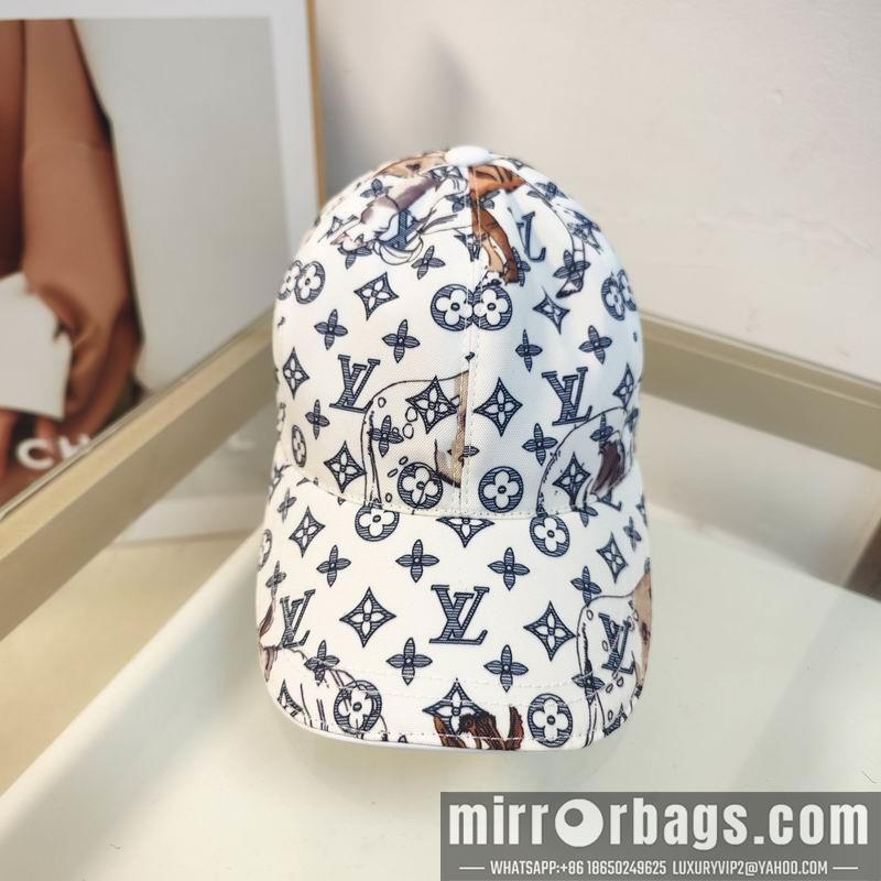 LV Hat dx154