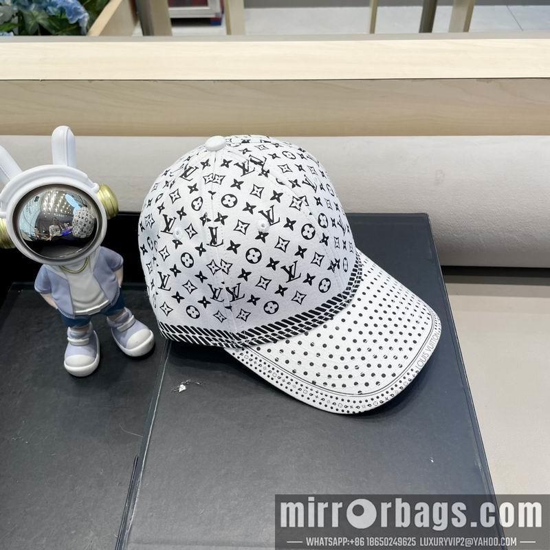 LV Hat 010403