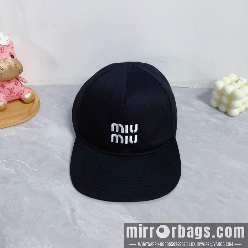 Miumiu Hat dx30