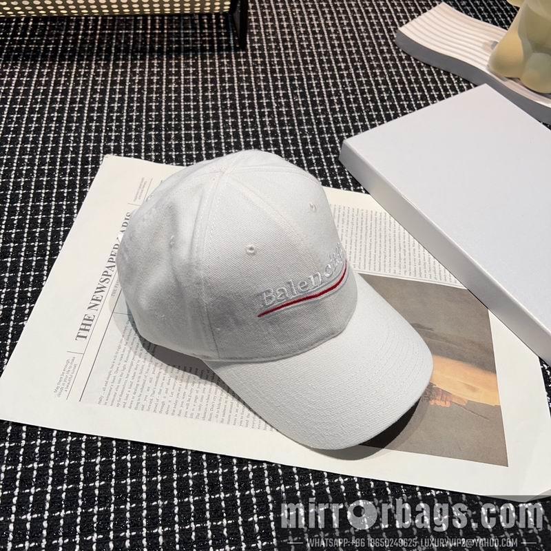 Balenciaga Hat dx25
