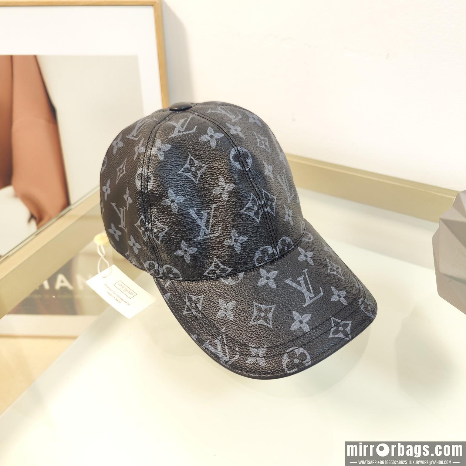 LV Hat dx121