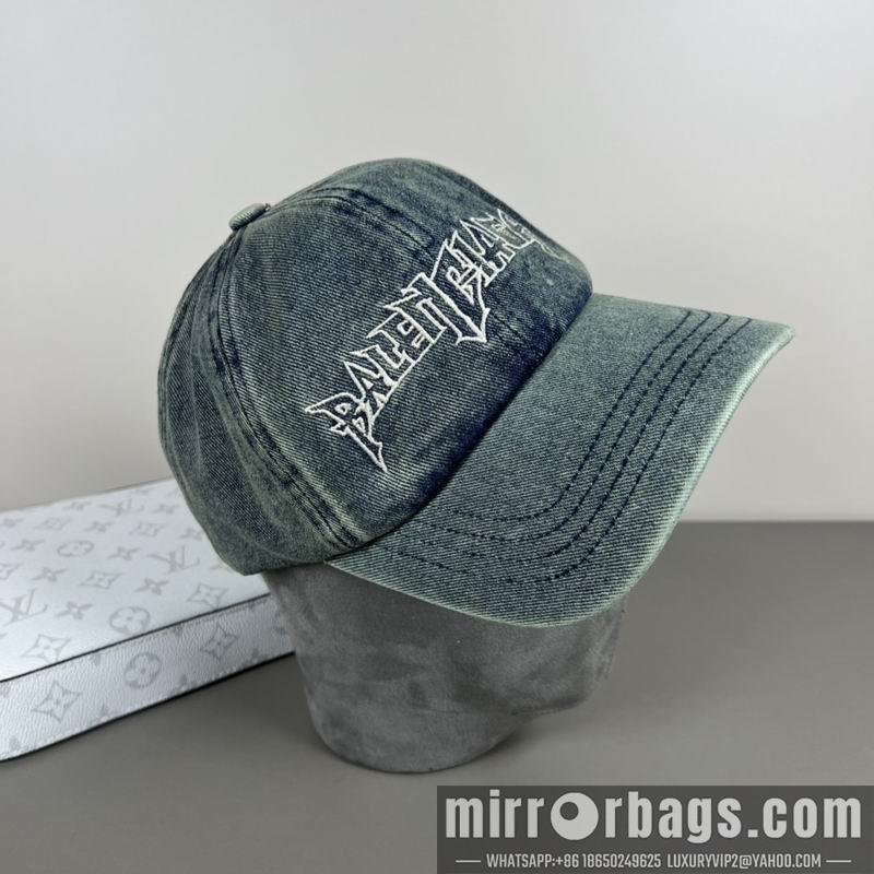 Balenciaga Hat dx43