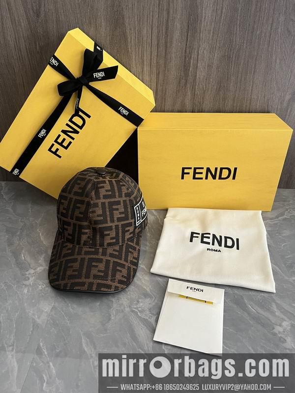 Fendi Hat dx81