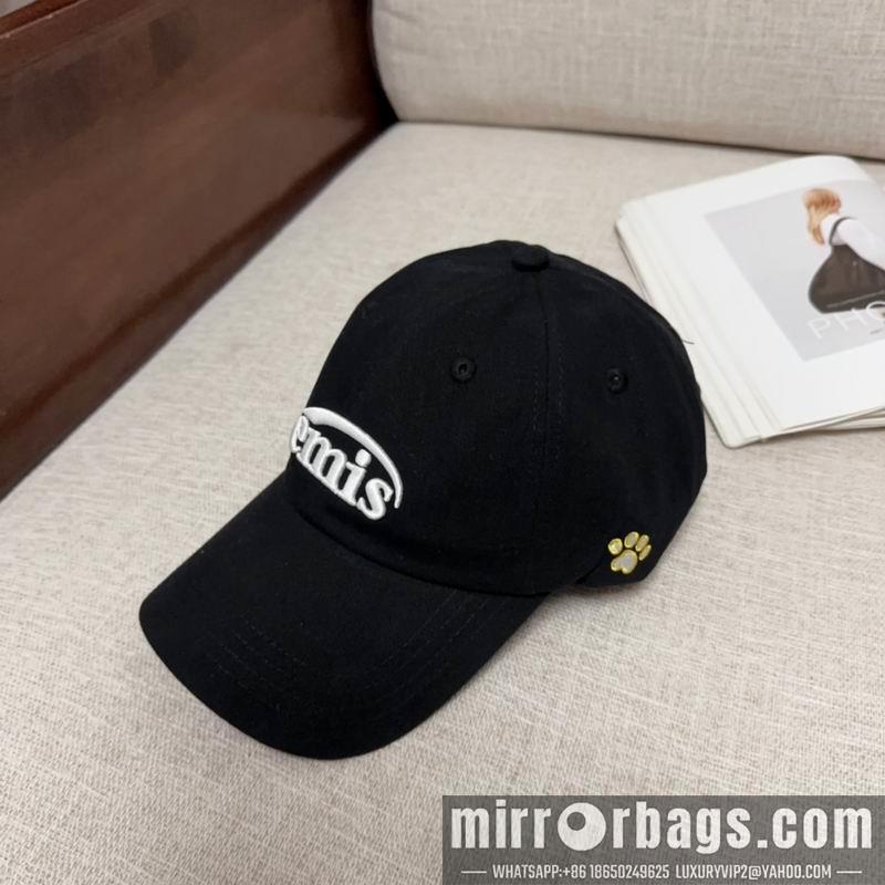 Emis Hat dx05