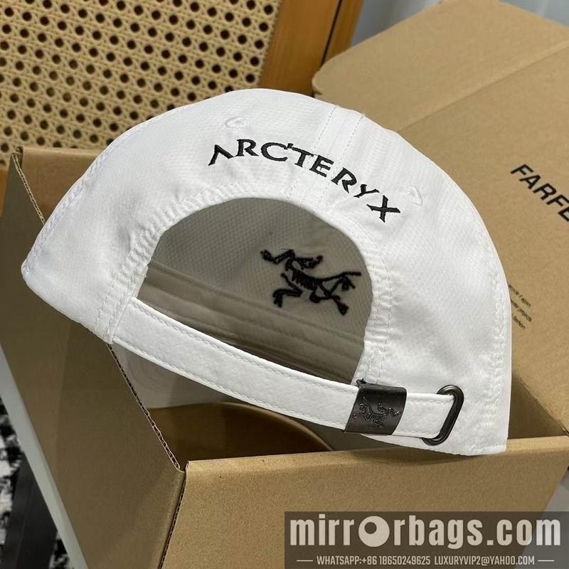 Arcteryx Hat dx12