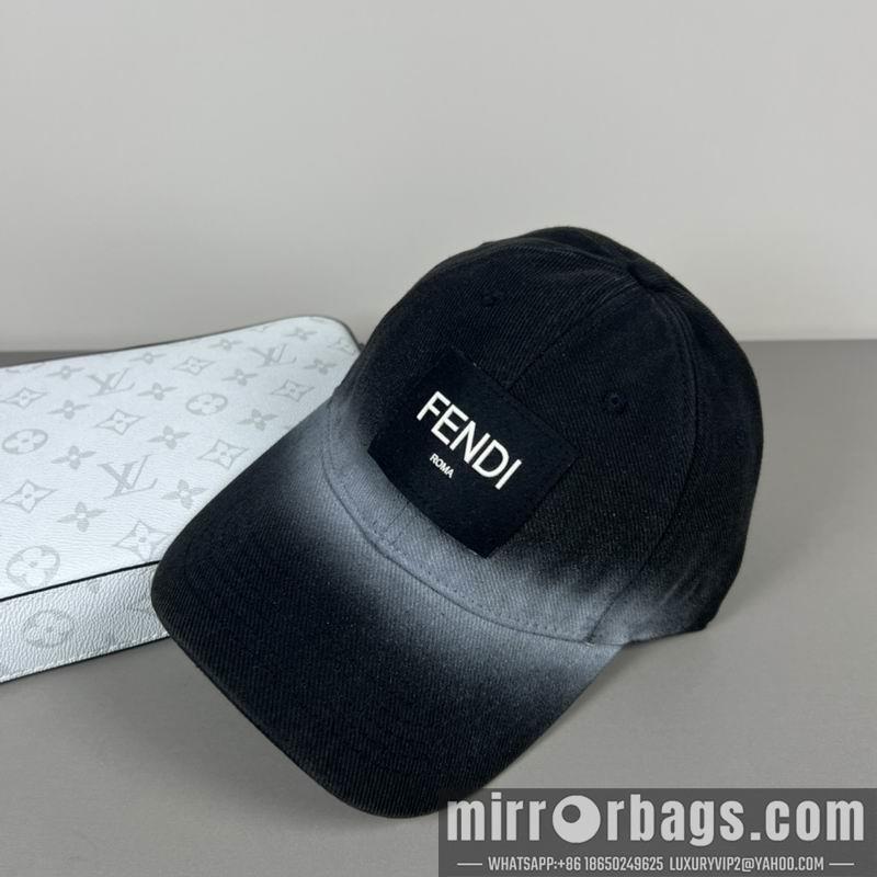 Fendi Hat dx67