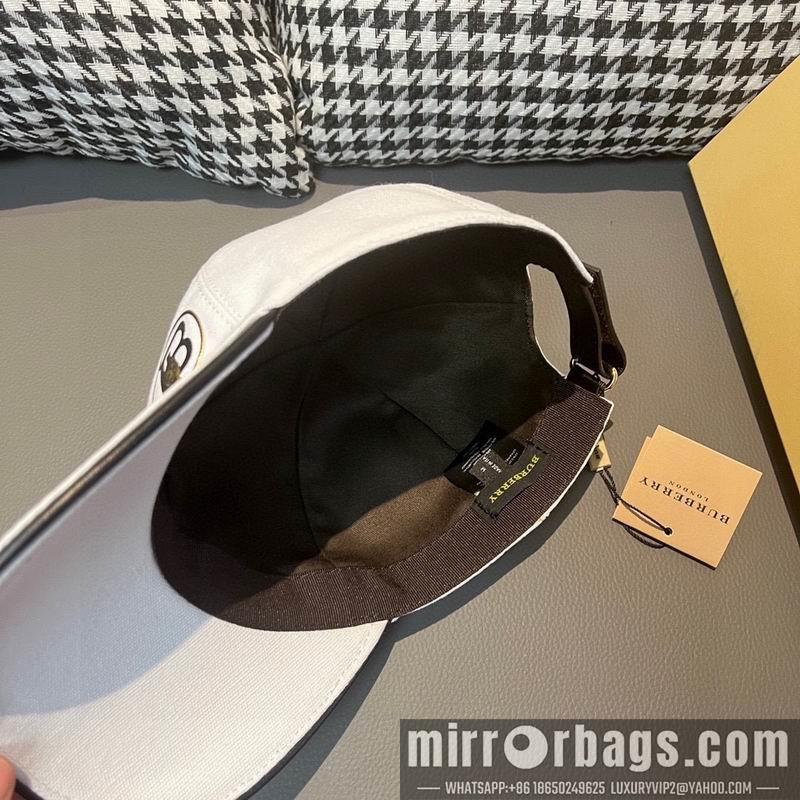 Burberry Hat 053101