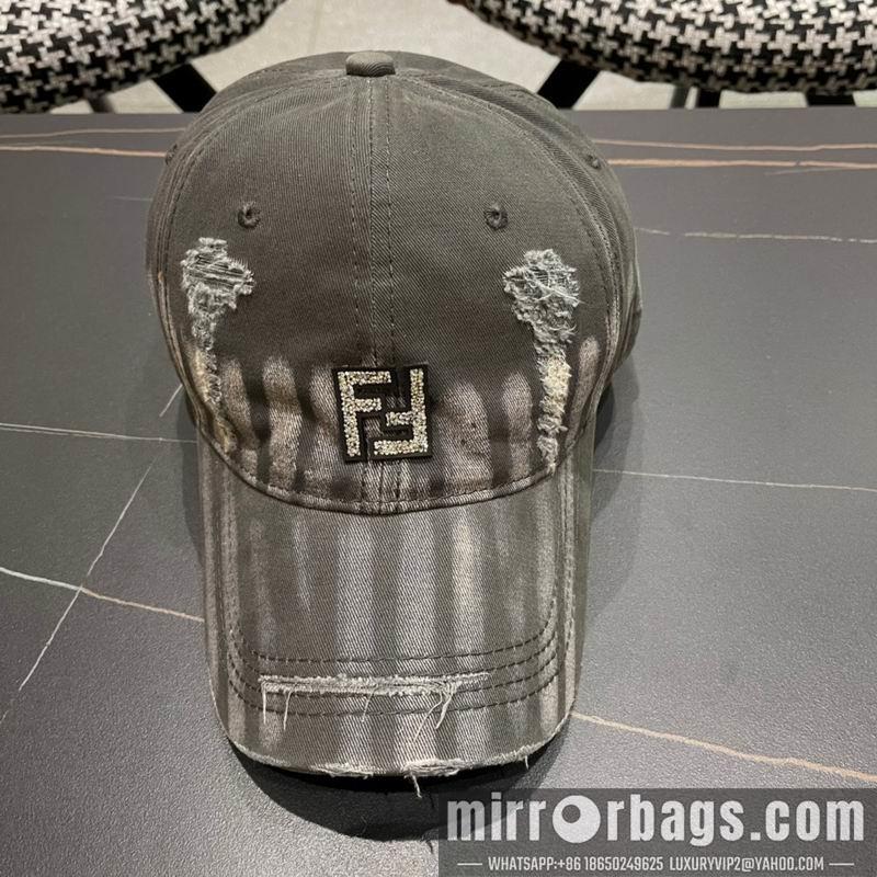 Fendi Hat 091401