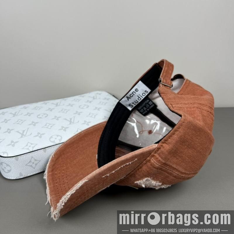 Acne Hat dx18