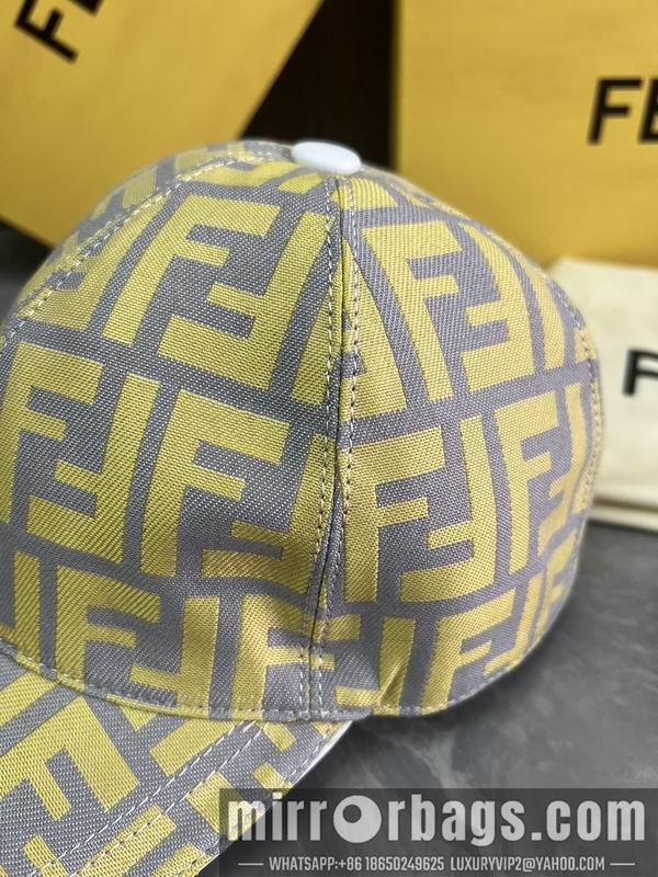 Fendi Hat dx53