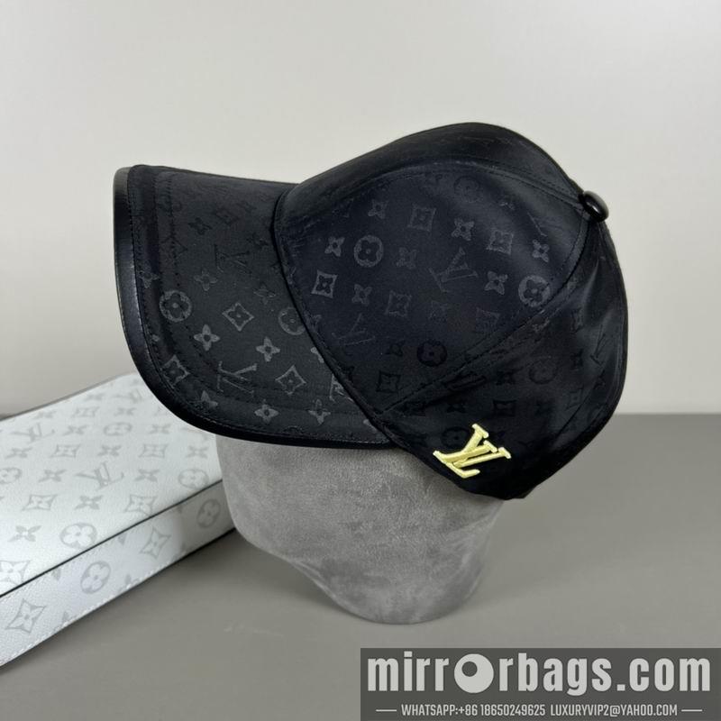 LV Hat dx07