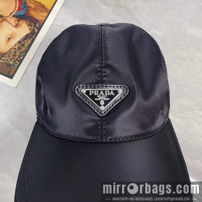 Prada Hat dx41