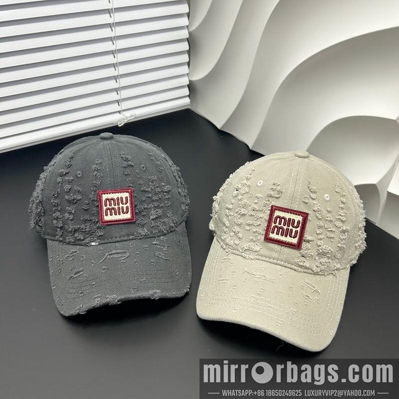 Miumiu Hat dx05