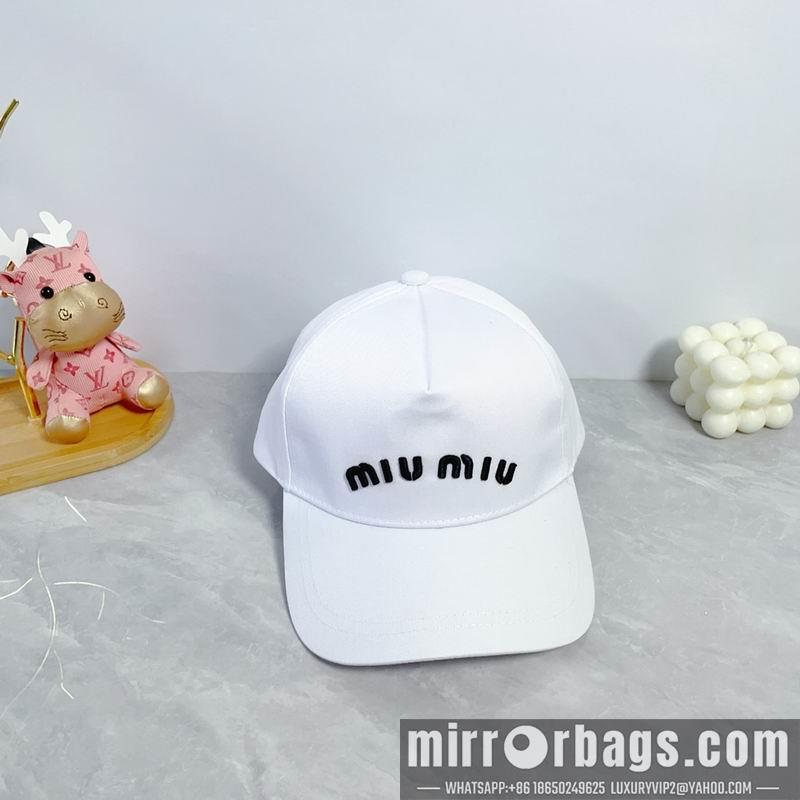 Miumiu Hat dx45
