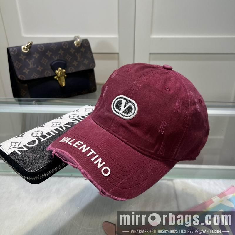 Valentino Hat 042701