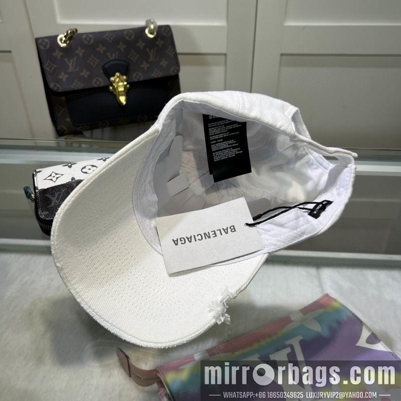 Balenciaga Hat dx63
