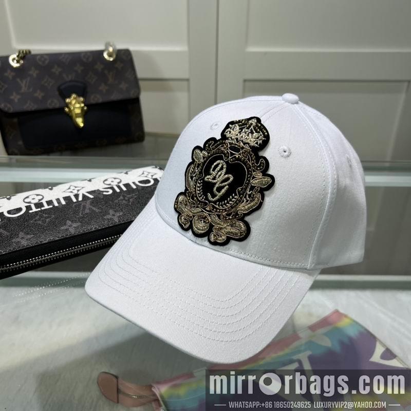 DG Hat dx03