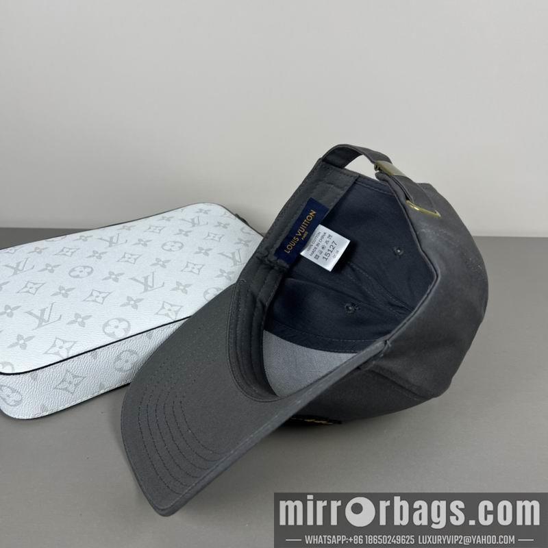 LV Hat dx60