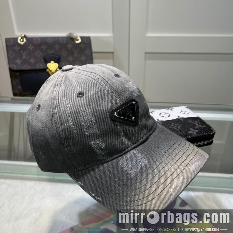 Prada Hat dx33