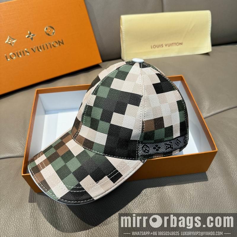 LV Hat dx161
