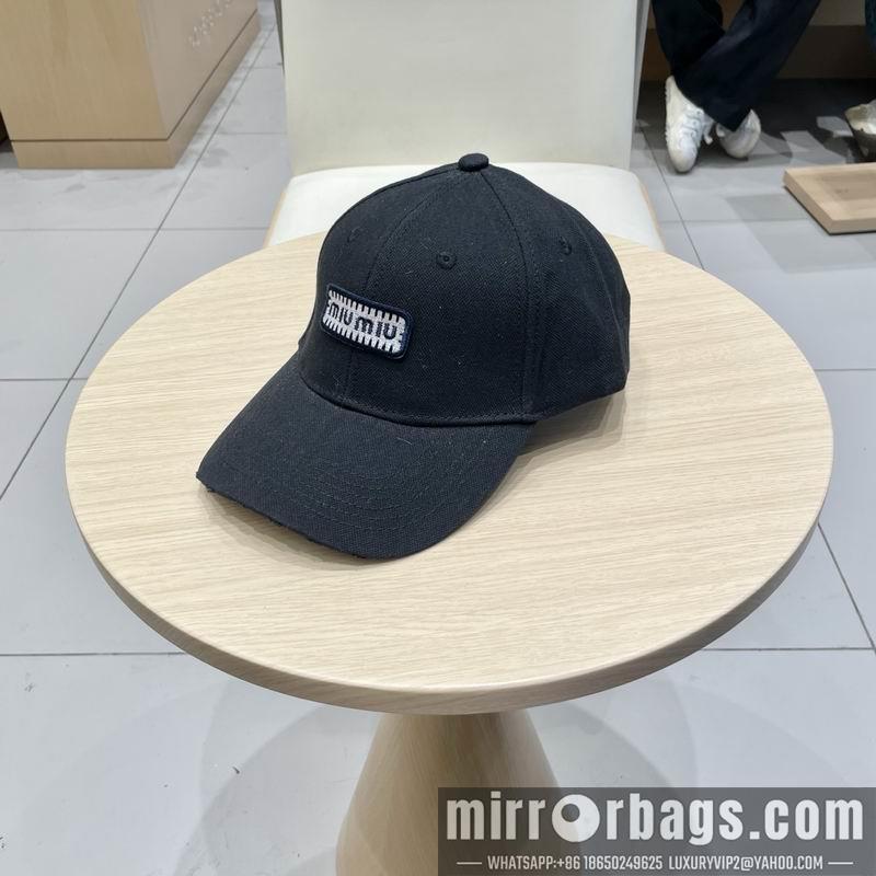 Miumiu Hat 040202
