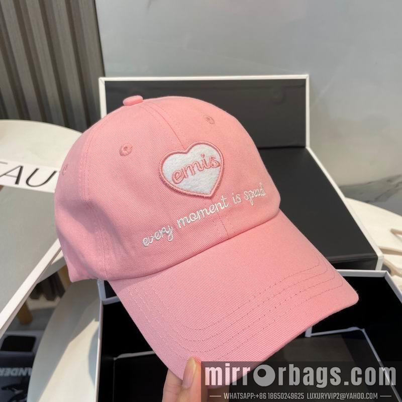 Emis Hat dx09