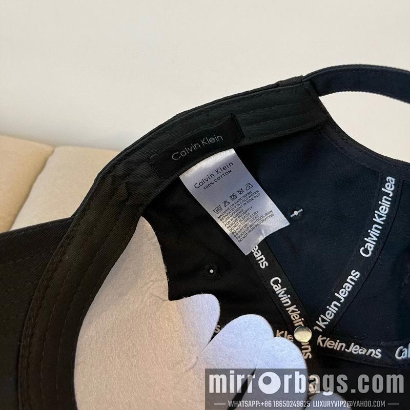 CK Hat dx33