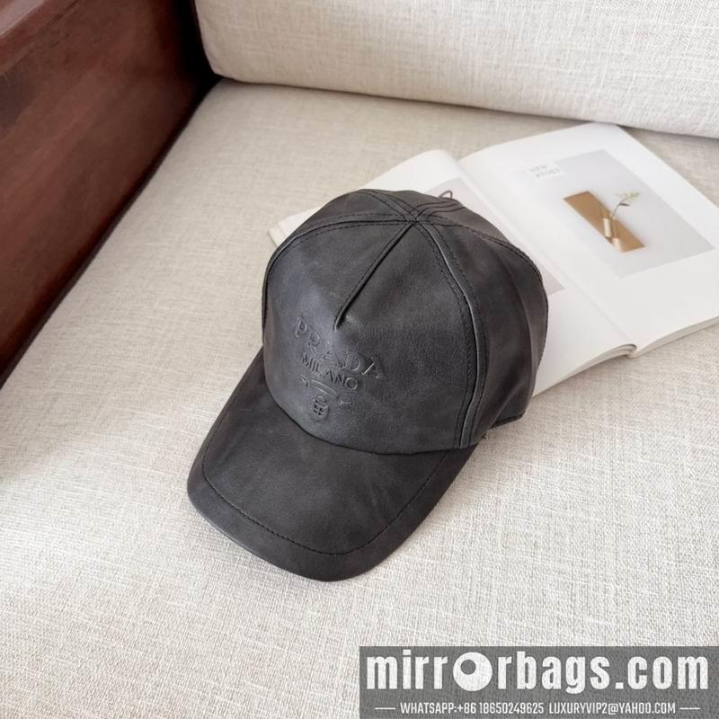 Prada Hat dx54