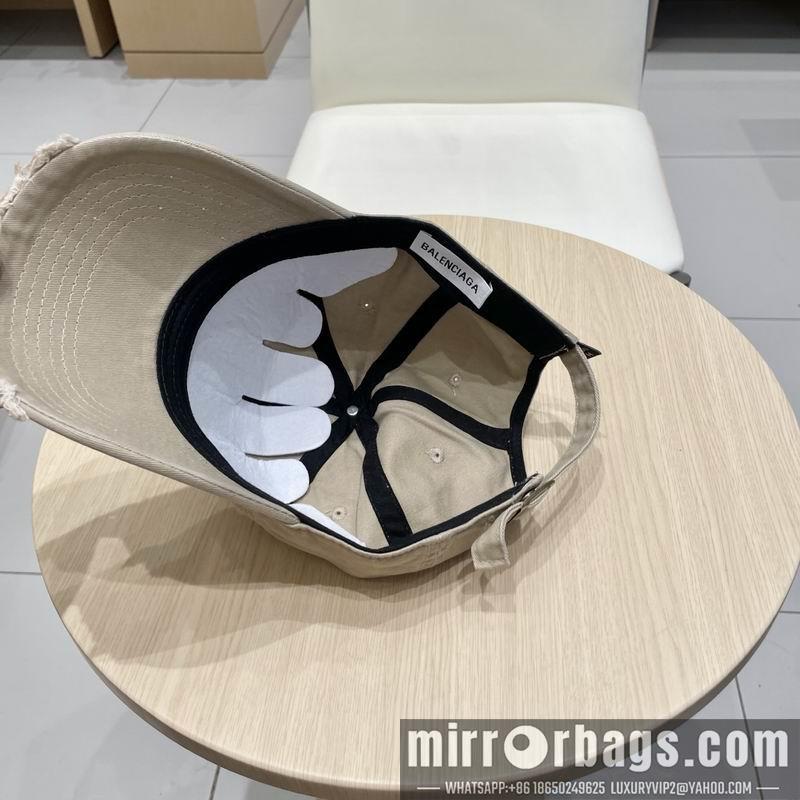 Balenciaga Hat 041402