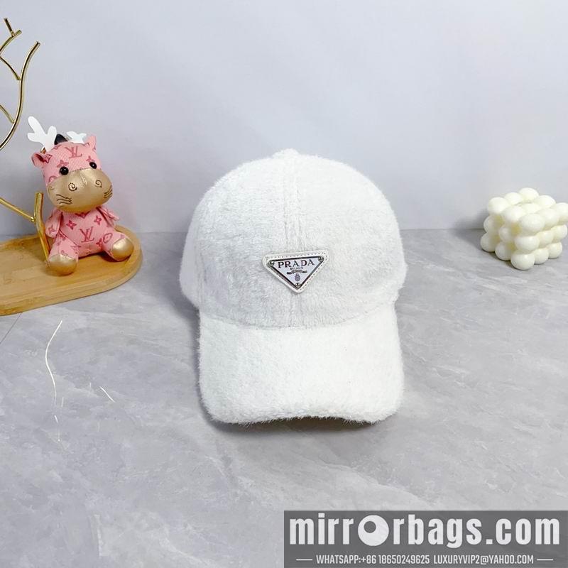 Prada Hat dx38