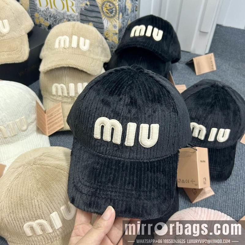 Miumiu Hat dx84