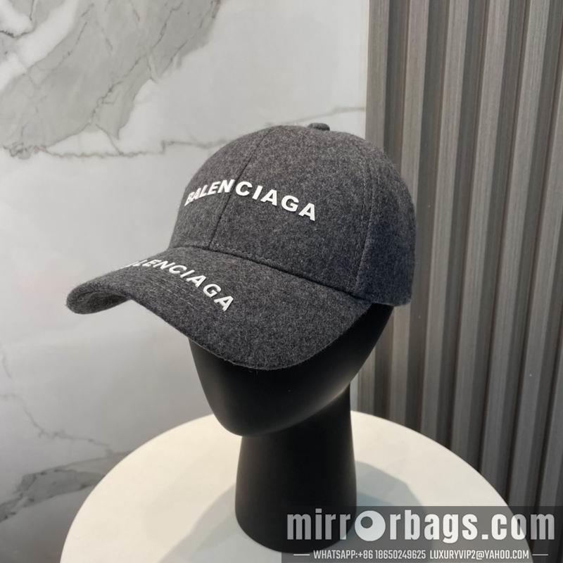 Balenciaga Hat dx113