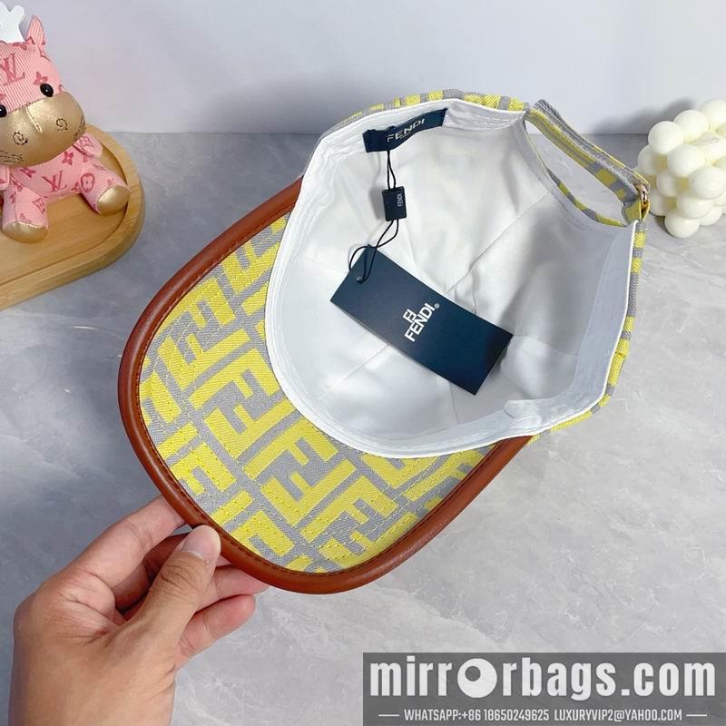 Fendi Hat dx45