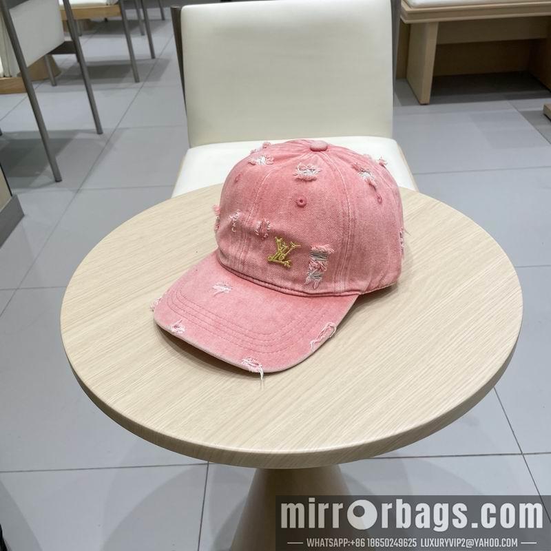LV Hat 032001