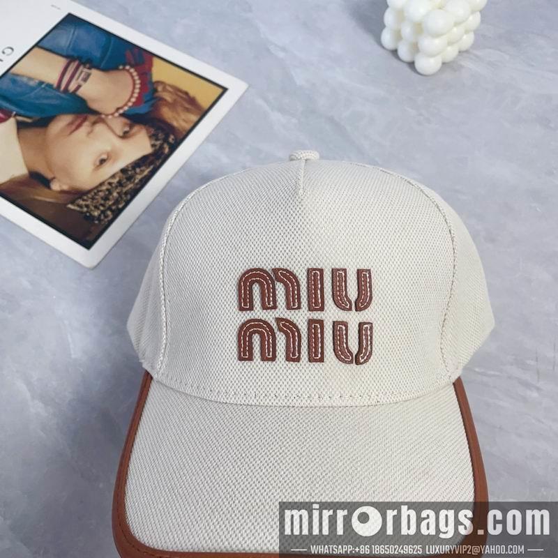 Miumiu Hat dx59