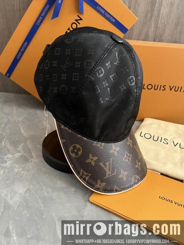 LV Hat dx10
