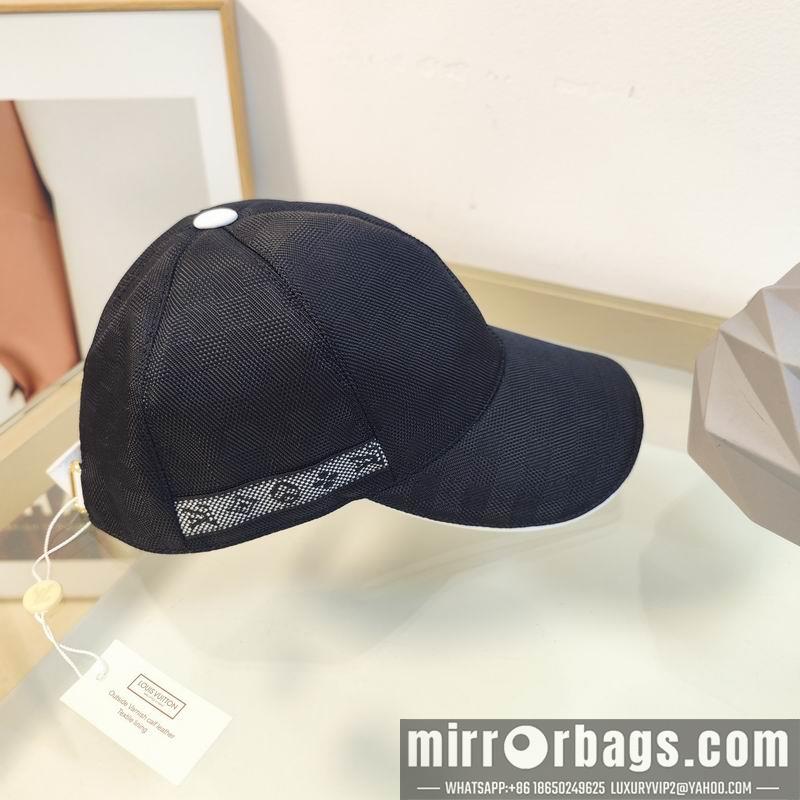 LV Hat dx114