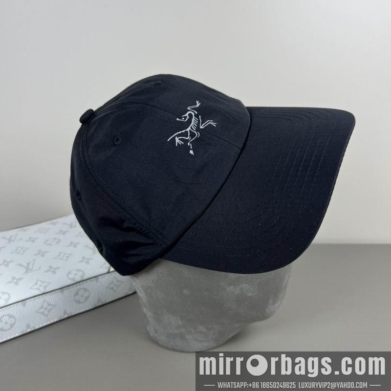 Arcteryx Hat dx20
