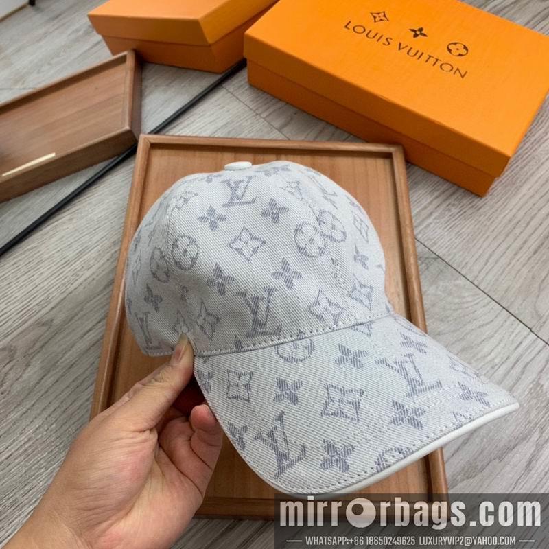 LV Hat dx172