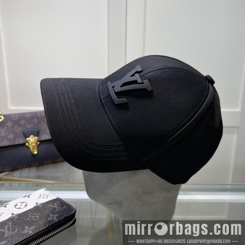LV Hat dx124