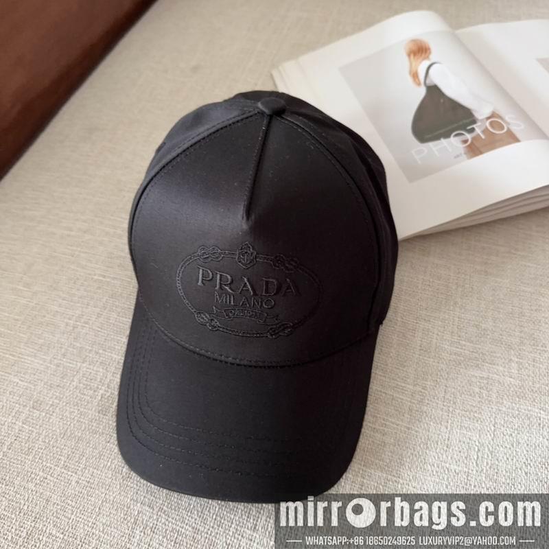Prada Hat dx15