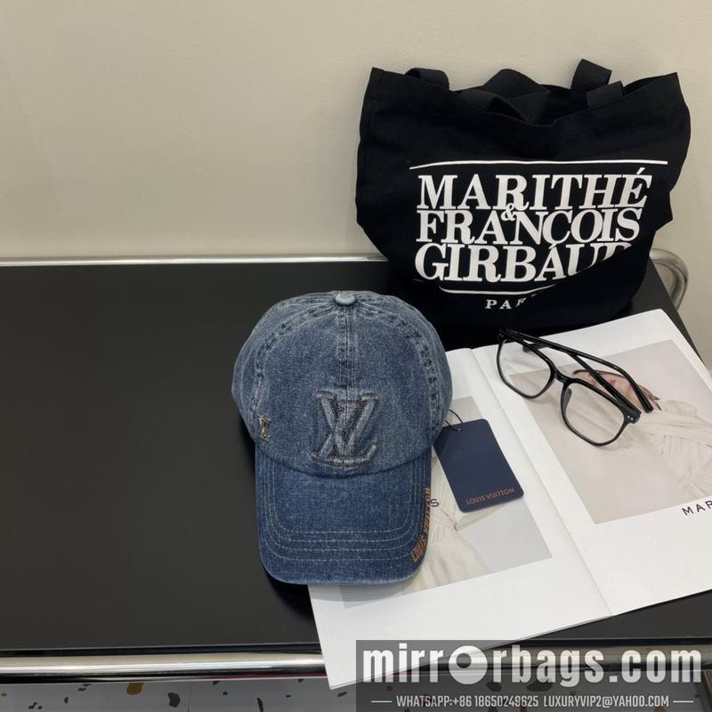 LV Hat 072206