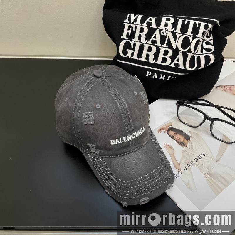 Balenciaga Hat 042701