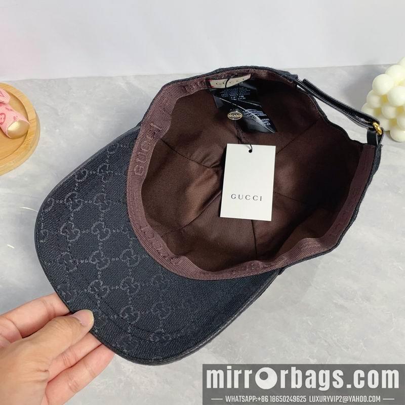 Gucci Hat dx120