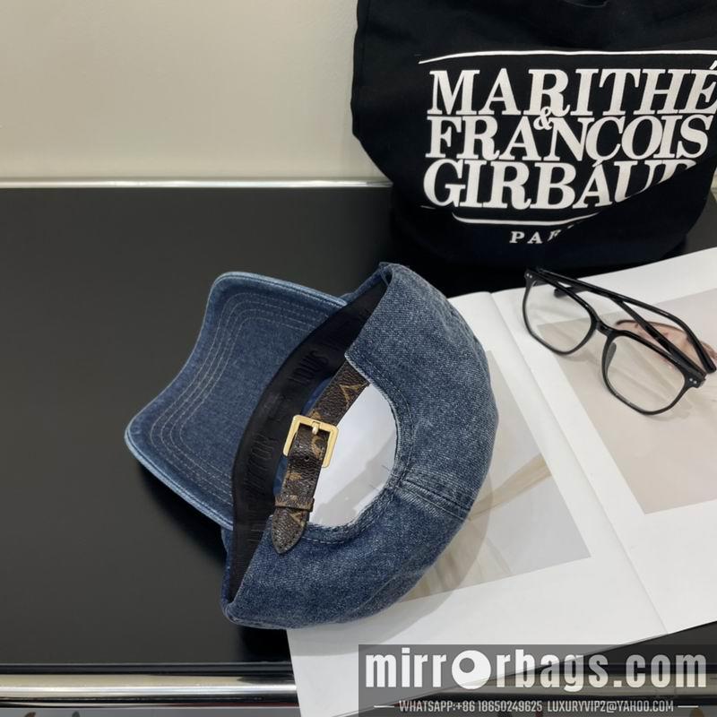 LV Hat 072206